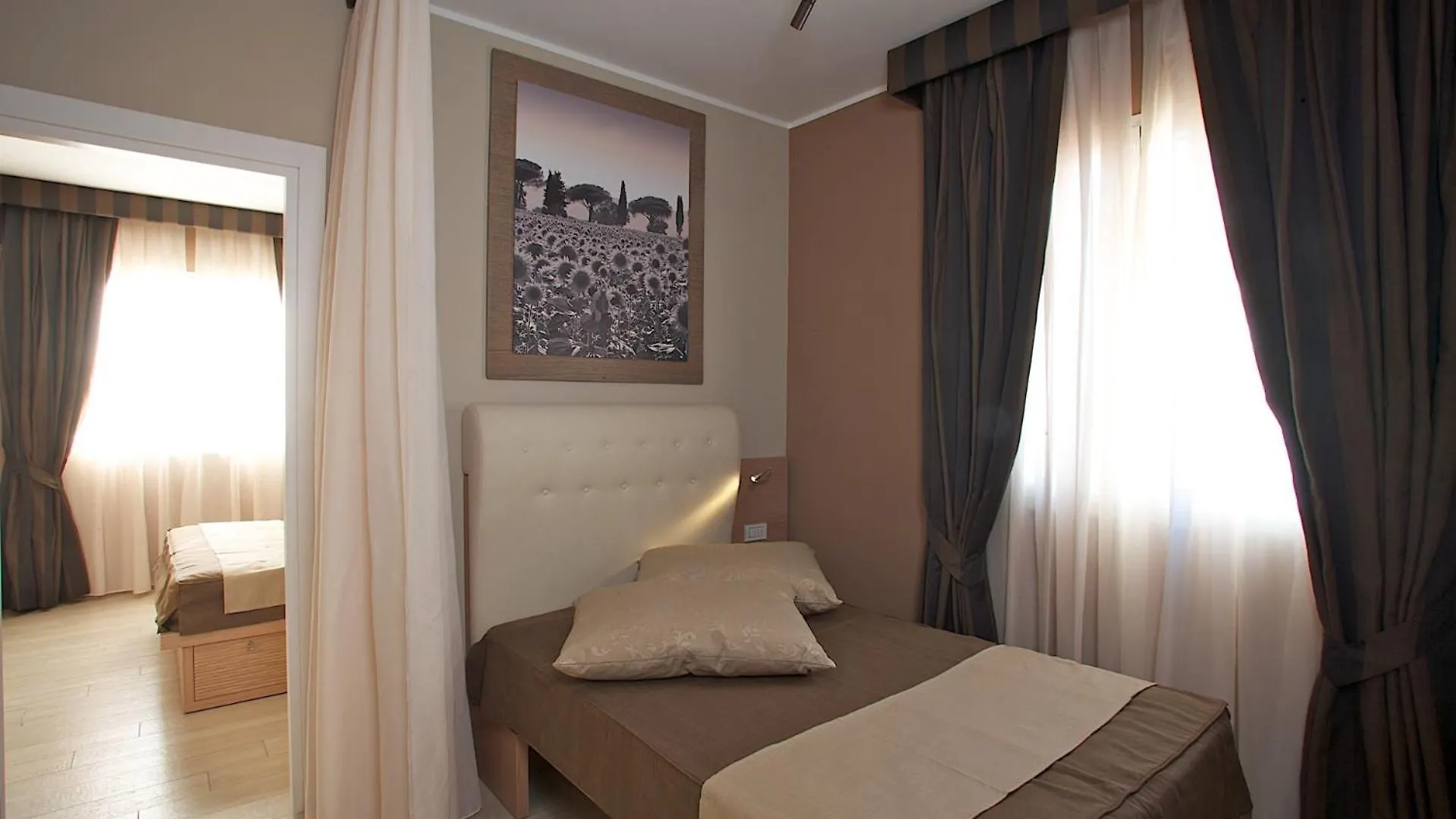 Hotel C'Era Una Volta Castiglione della Pescaia 2*,  Italien