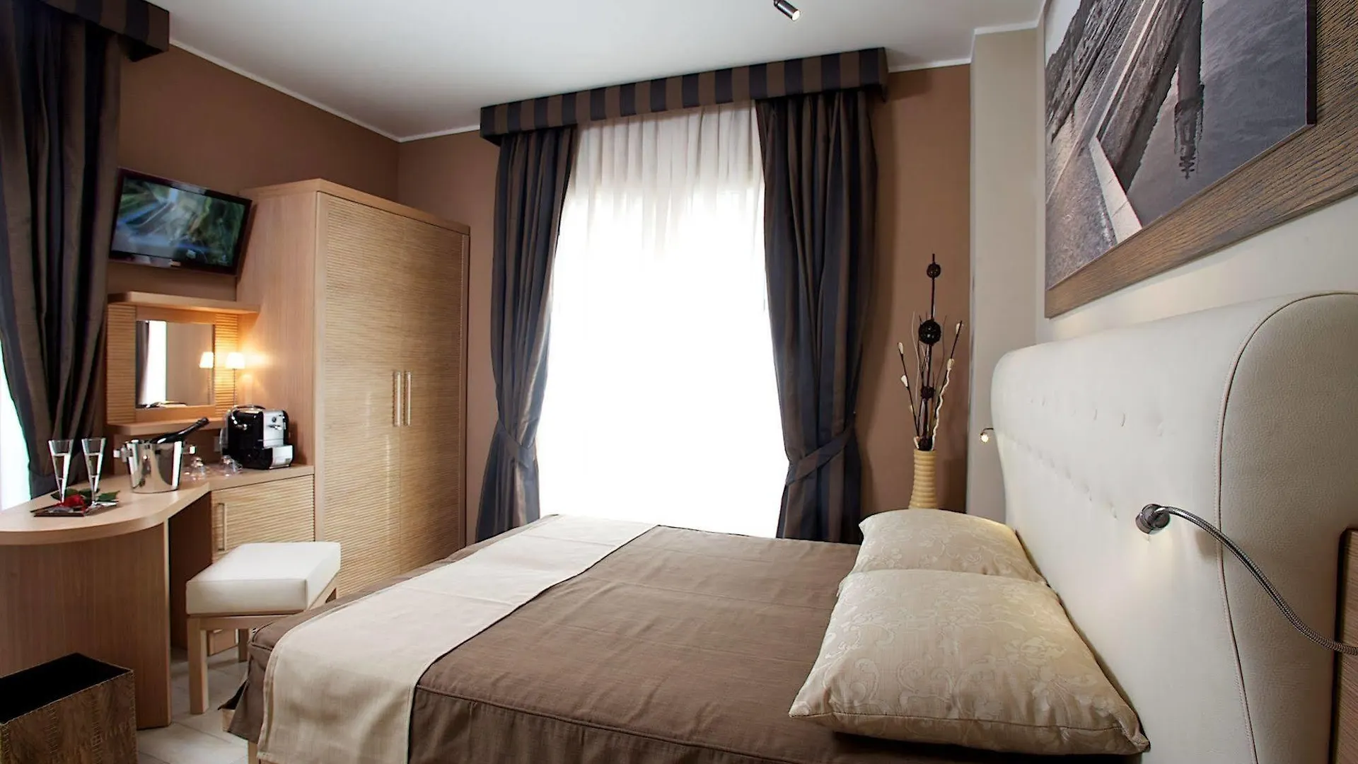 Hotel C'Era Una Volta Castiglione della Pescaia 2*,  Italy